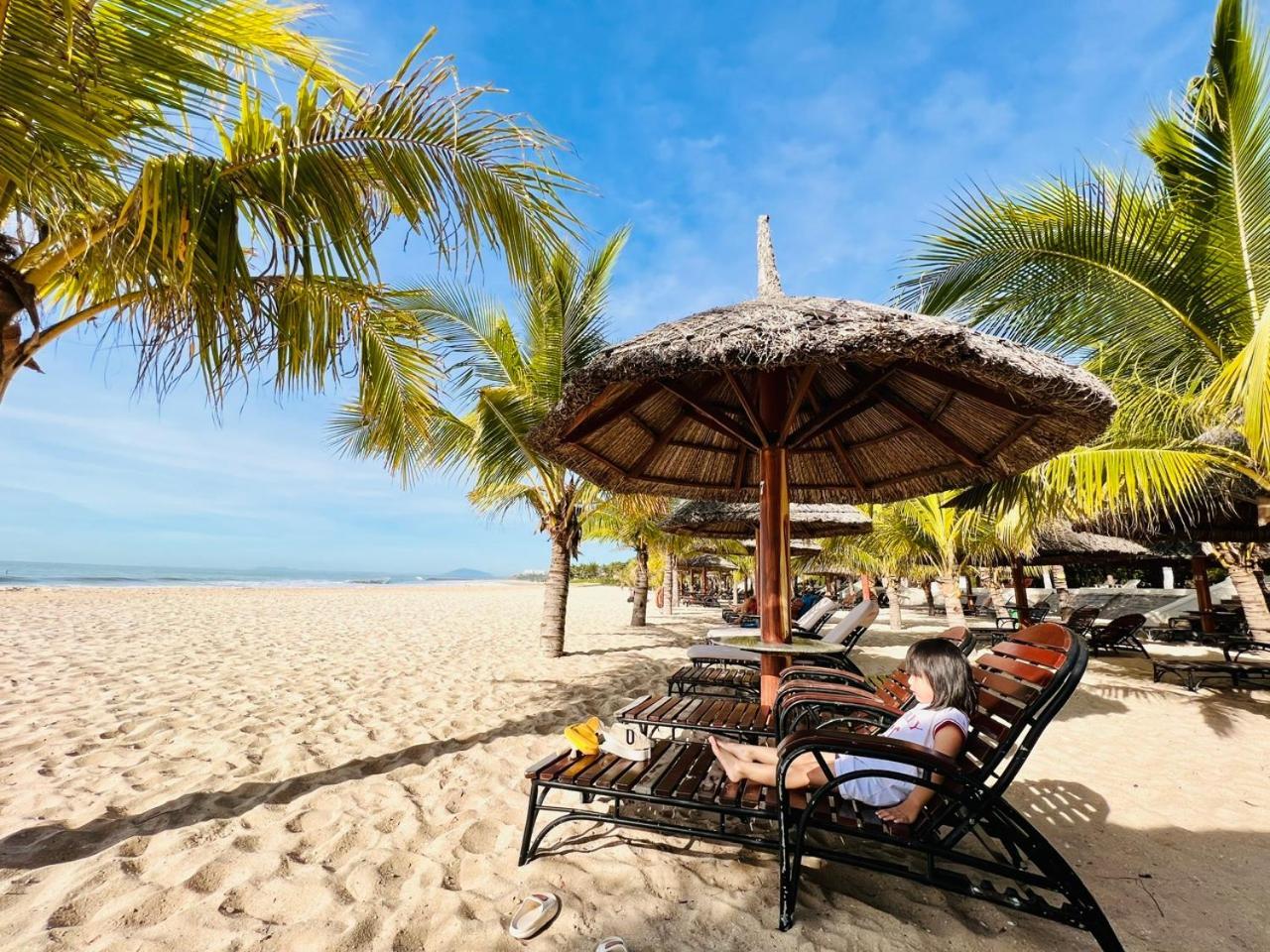 1 Seaview- 2 Gardenview 2Mins To The Beach - Luxury Condotel Phan Thiet Exterior foto